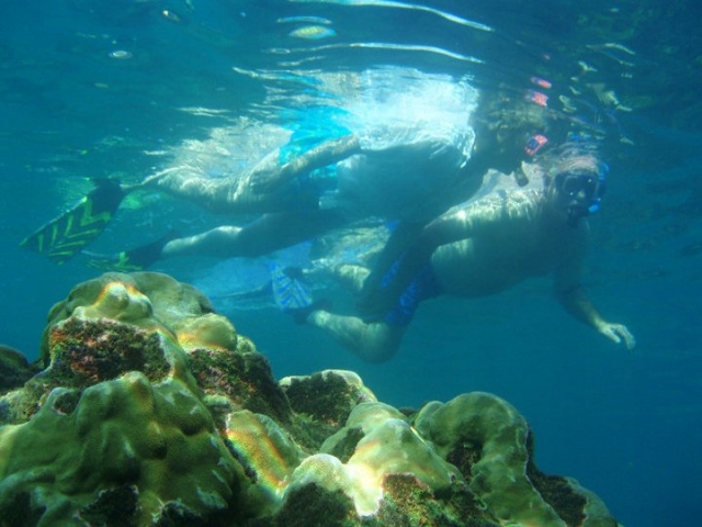  Snorkeling as a couple 